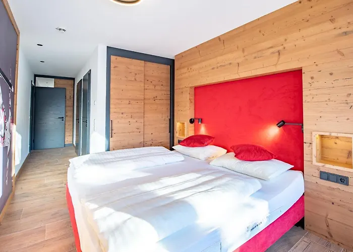 148 * ケーニヒスライテン